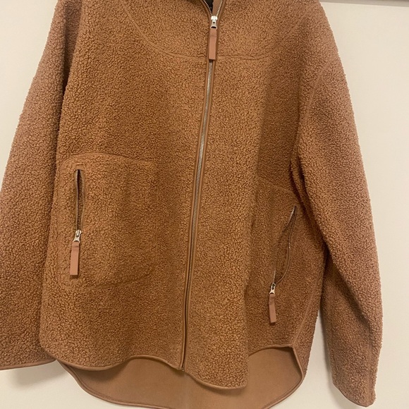 Core 10 Oversized Fuzzy Fleece - Picture 4 of 6